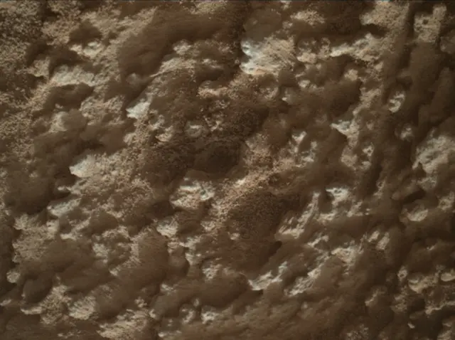 Sol 3773: Mars Hand Lens Imager (MAHLI)