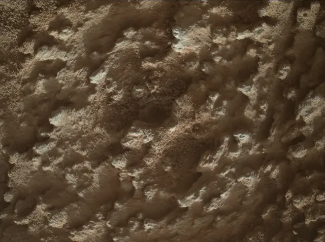 Sol 3773: Mars Hand Lens Imager (MAHLI)