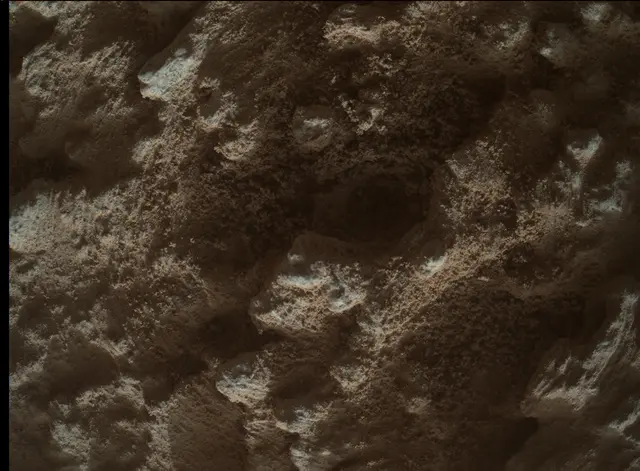 Sol 3773: Mars Hand Lens Imager (MAHLI)