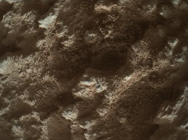 Sol 3773: Mars Hand Lens Imager (MAHLI)