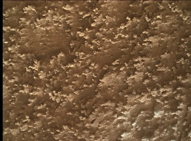 Sol 3773: Mars Hand Lens Imager (MAHLI)
