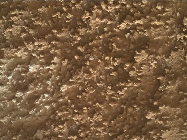 Sol 3773: Mars Hand Lens Imager (MAHLI)