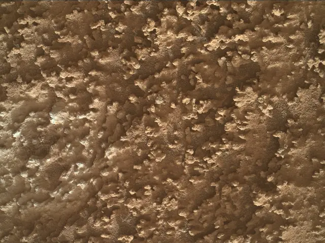 Sol 3773: Mars Hand Lens Imager (MAHLI)