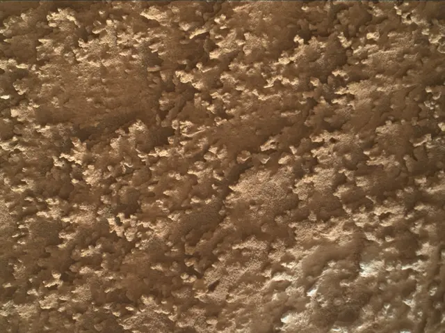 Sol 3773: Mars Hand Lens Imager (MAHLI)