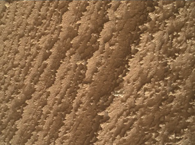 Sol 3773: Mars Hand Lens Imager (MAHLI)
