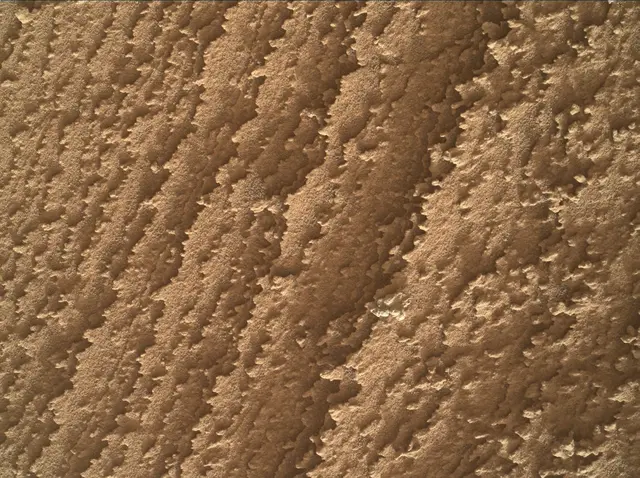 Sol 3773: Mars Hand Lens Imager (MAHLI)