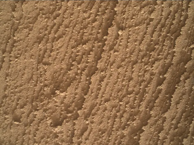 Sol 3773: Mars Hand Lens Imager (MAHLI)