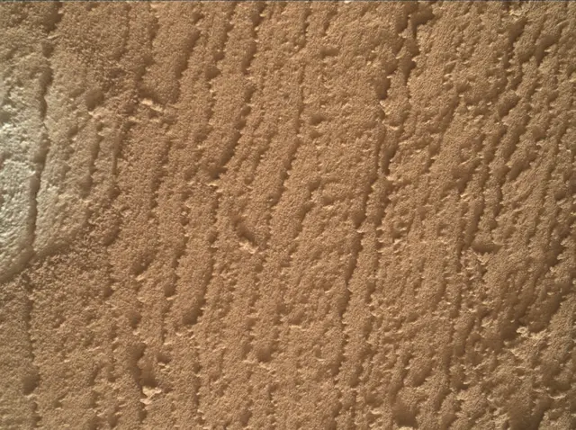 Sol 3773: Mars Hand Lens Imager (MAHLI)