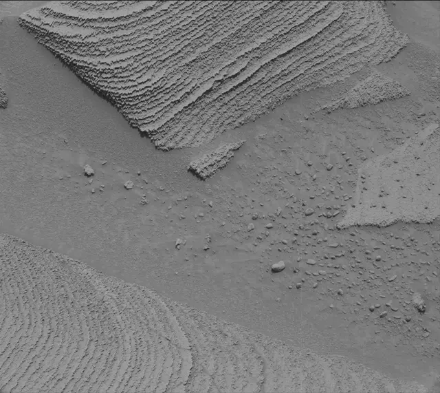 Sol 3774: Mast Camera (Mastcam)