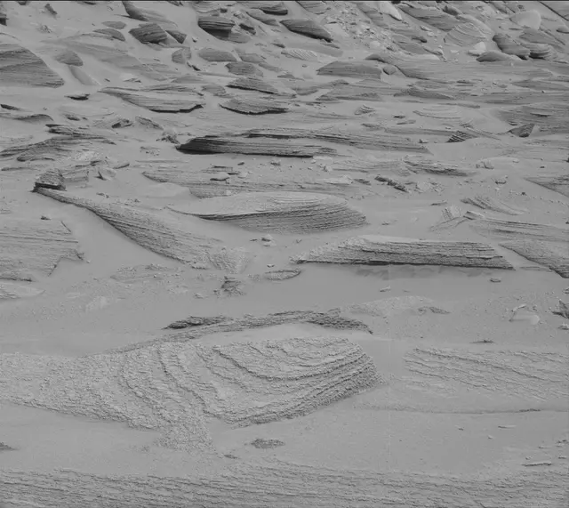 Sol 3774: Mast Camera (Mastcam)