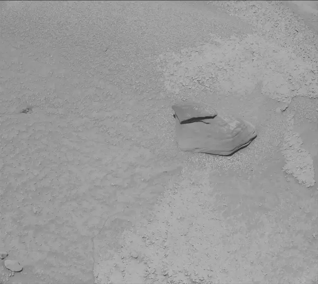 Sol 3776: Mast Camera (Mastcam)