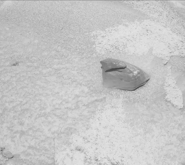 Sol 3776: Mast Camera (Mastcam)