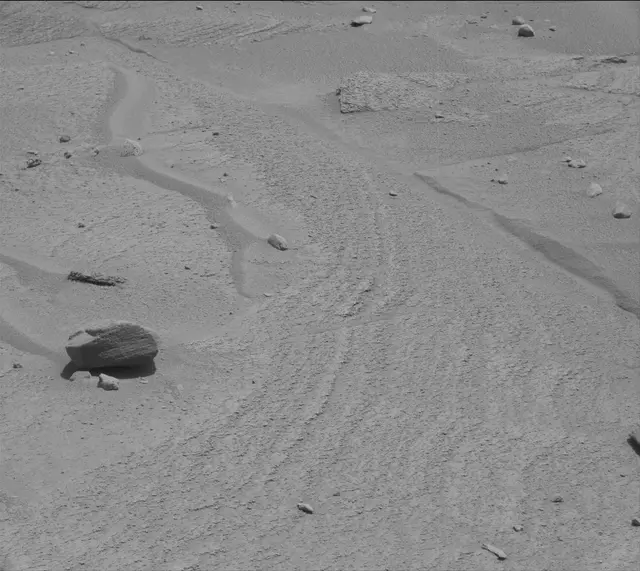 Sol 3776: Mast Camera (Mastcam)