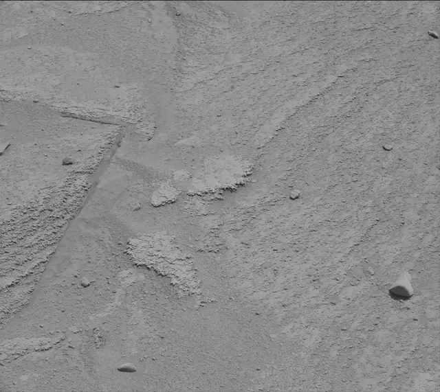 Sol 3776: Mast Camera (Mastcam)