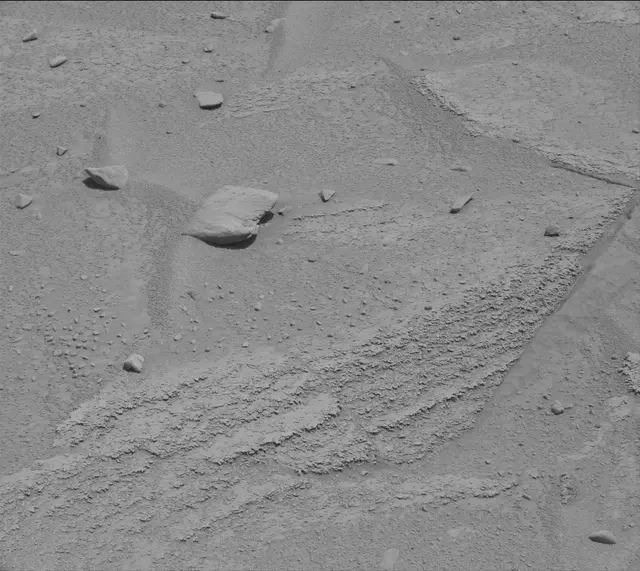 Sol 3776: Mast Camera (Mastcam)