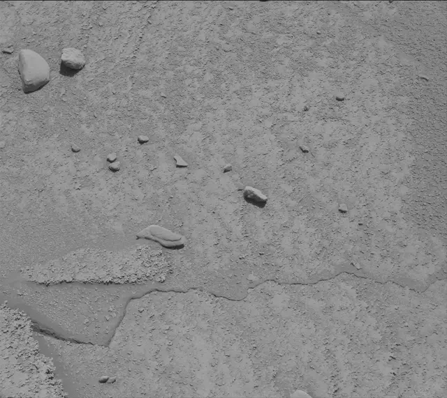 Sol 3776: Mast Camera (Mastcam)