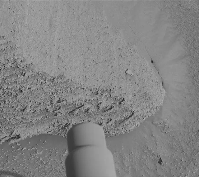 Sol 3776: Mast Camera (Mastcam)