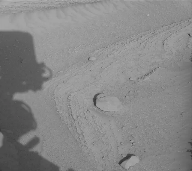 Sol 3776: Mast Camera (Mastcam)