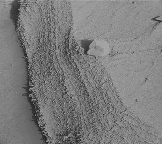 Sol 3776: Mast Camera (Mastcam)