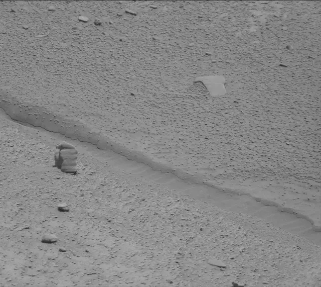 Sol 3776: Mast Camera (Mastcam)