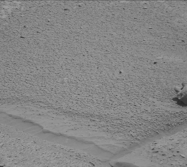 Sol 3776: Mast Camera (Mastcam)