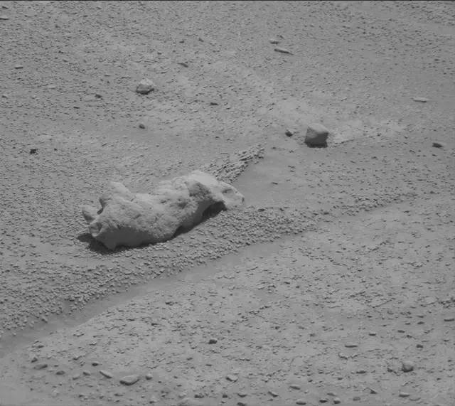 Sol 3776: Mast Camera (Mastcam)