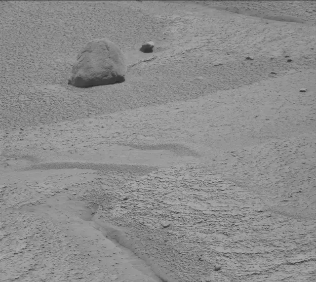 Sol 3776: Mast Camera (Mastcam)