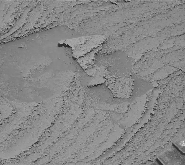 Sol 3778: Mast Camera (Mastcam)