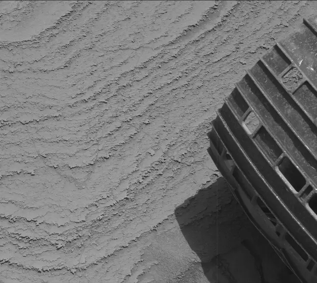 Sol 3778: Mast Camera (Mastcam)