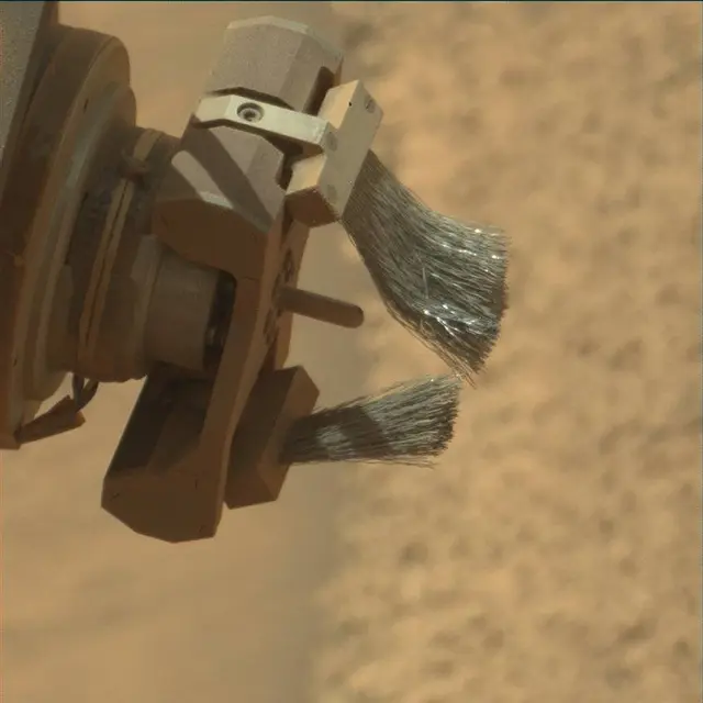 Sol 3778: Mast Camera (Mastcam)