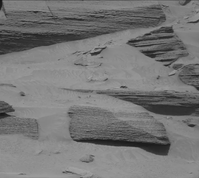Sol 3778: Mast Camera (Mastcam)