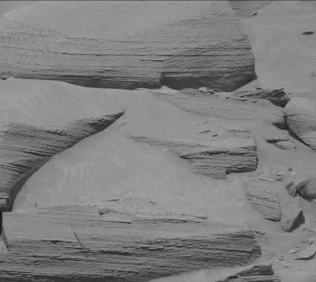 Sol 3778: Mast Camera (Mastcam)