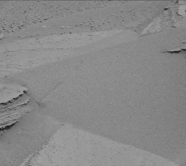 Sol 3778: Mast Camera (Mastcam)