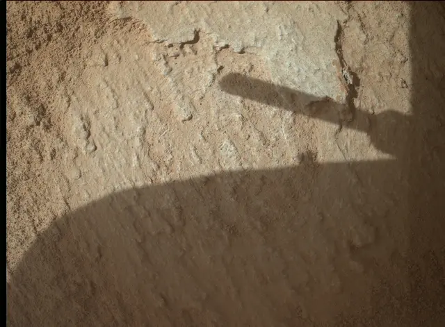Sol 3778: Mars Hand Lens Imager (MAHLI)