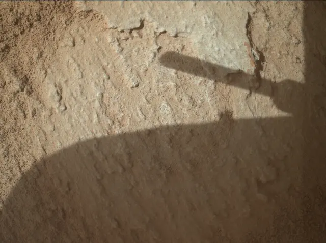 Sol 3778: Mars Hand Lens Imager (MAHLI)