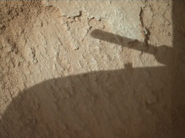 Sol 3778: Mars Hand Lens Imager (MAHLI)