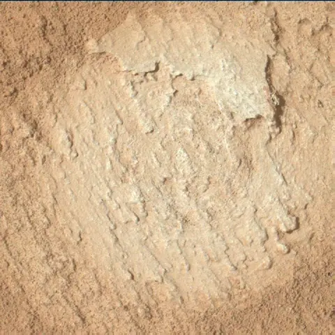 Sol 3778: Mars Hand Lens Imager (MAHLI)