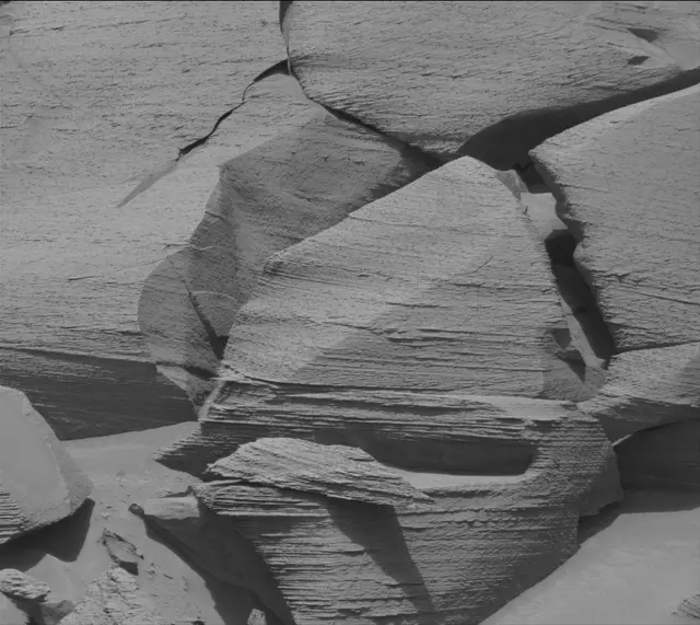 Sol 3780: Mast Camera (Mastcam)