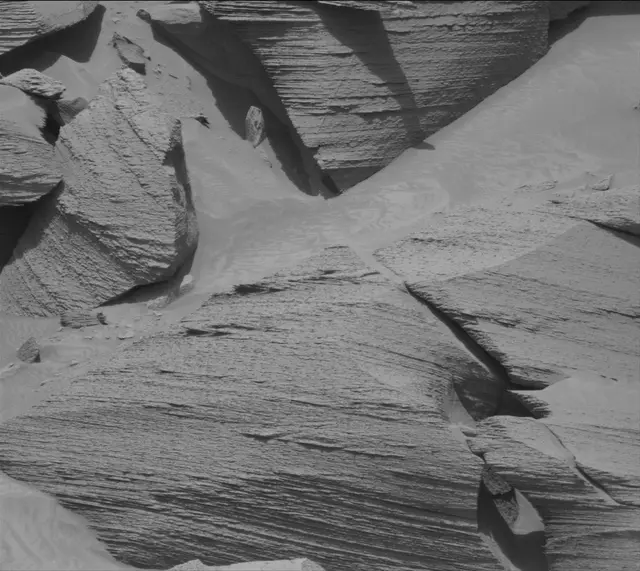 Sol 3780: Mast Camera (Mastcam)