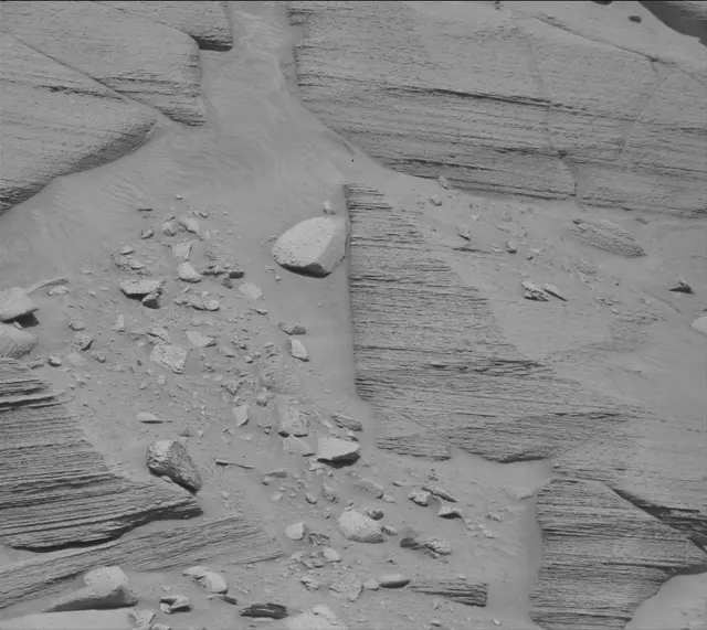 Sol 3780: Mast Camera (Mastcam)