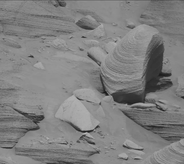 Sol 3780: Mast Camera (Mastcam)