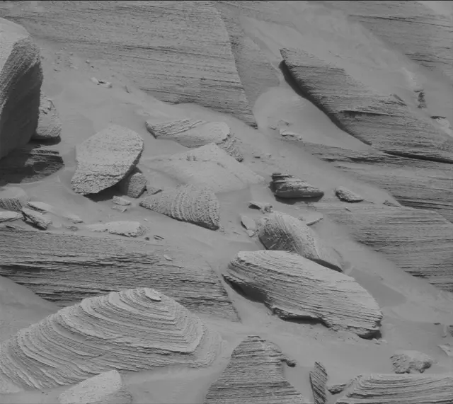 Sol 3780: Mast Camera (Mastcam)