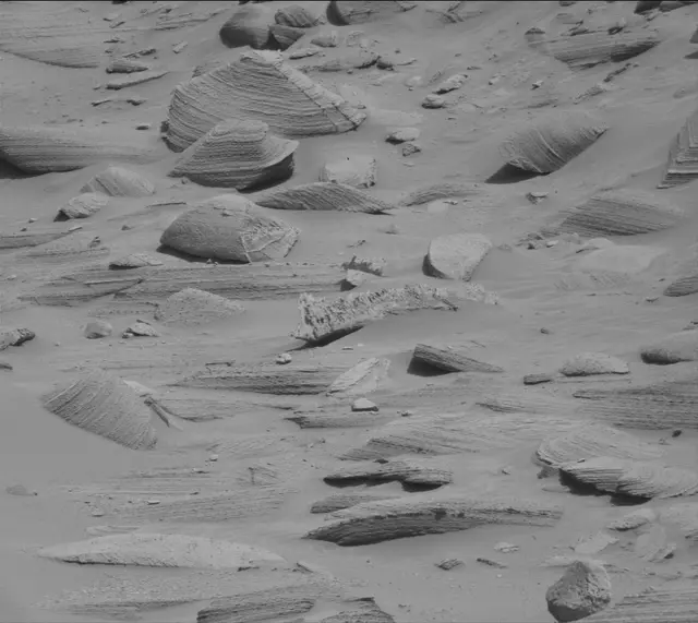 Sol 3780: Mast Camera (Mastcam)