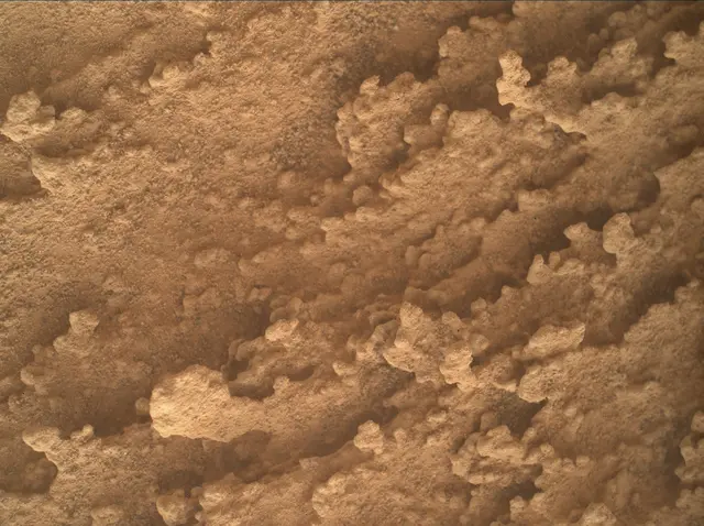 Sol 3780: Mars Hand Lens Imager (MAHLI)