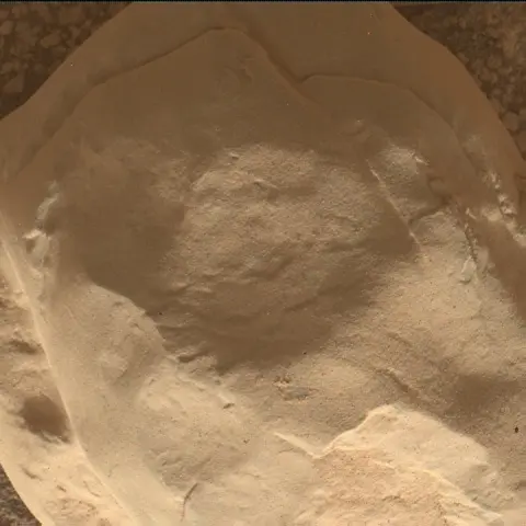 Sol 3780: Mars Hand Lens Imager (MAHLI)