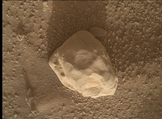 Sol 3780: Mars Hand Lens Imager (MAHLI)