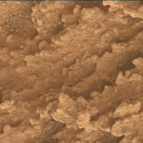 Sol 3780: Mars Hand Lens Imager (MAHLI)