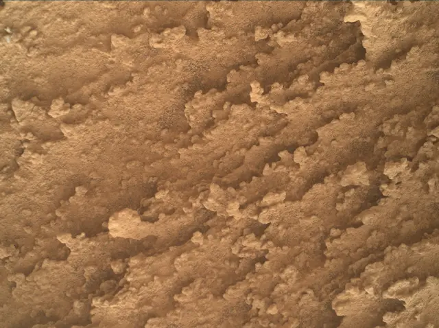 Sol 3780: Mars Hand Lens Imager (MAHLI)