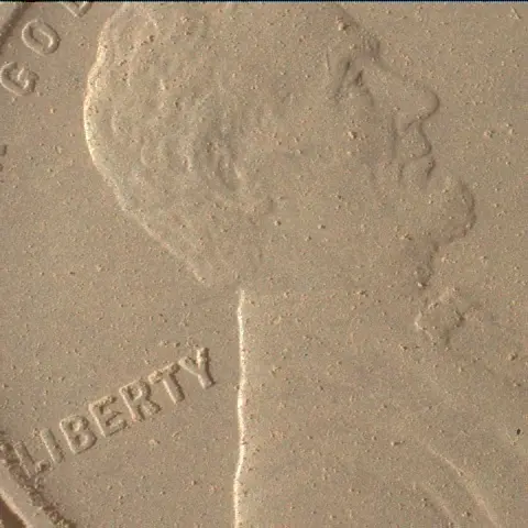 Sol 3780: Mars Hand Lens Imager (MAHLI)