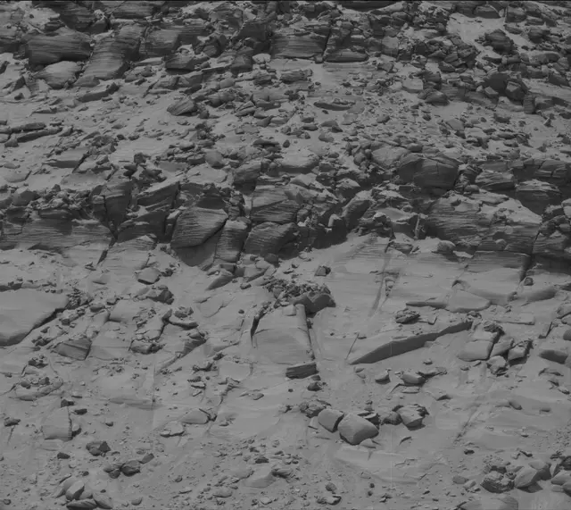Sol 3781: Mast Camera (Mastcam)